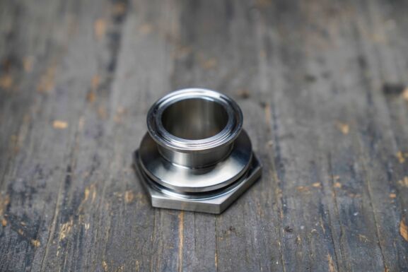 1.5" Tri-Clamp Lid Adapter for the Foundry